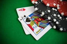 Dealer live casino menang777 di studio Free Bet Blackjack dengan perlengkapan profesional